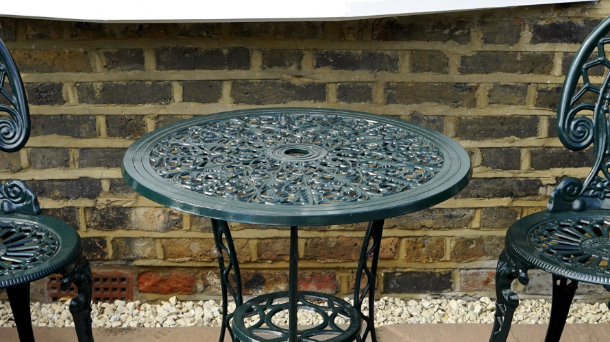 Tips for buying outdoor furniture