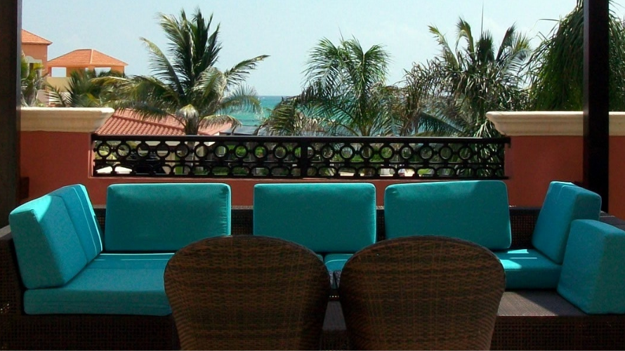Why NOW is the perfect time to buy your garden furniture !