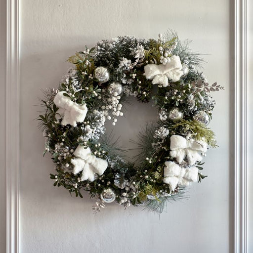 Christmas Wreaths & Garlands