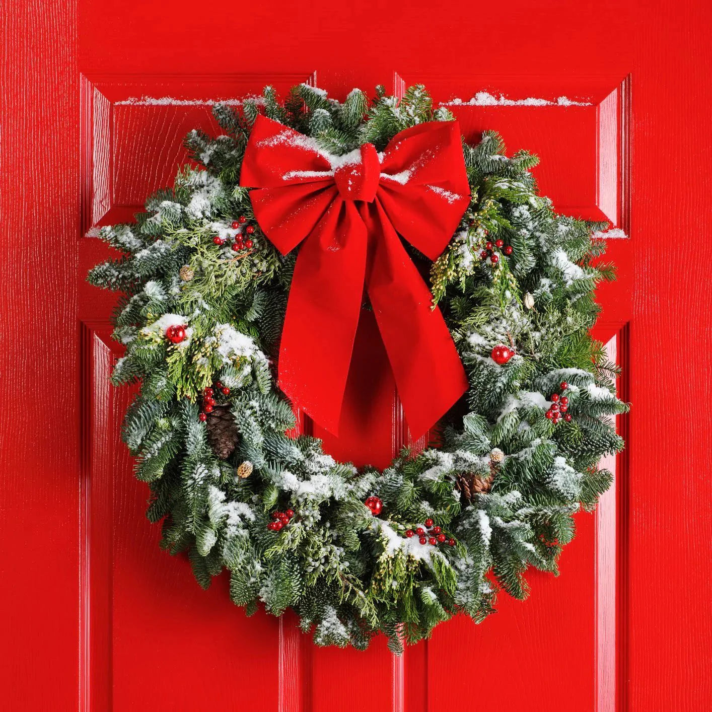 Wreaths & Garlands - Rathwood Store